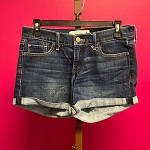 Abercrombie & Fitch low rise shorts